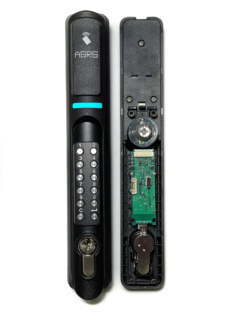 Electronic handle with reader and OSDP Secure Channel